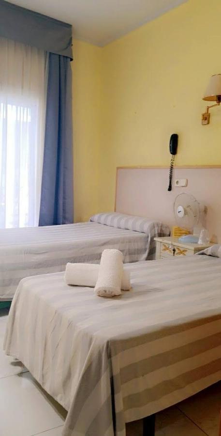 Alhambra Hostel Tarragona