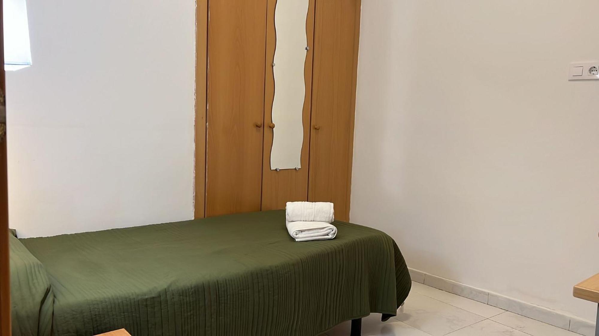 Alhambra Hostel Tarragona