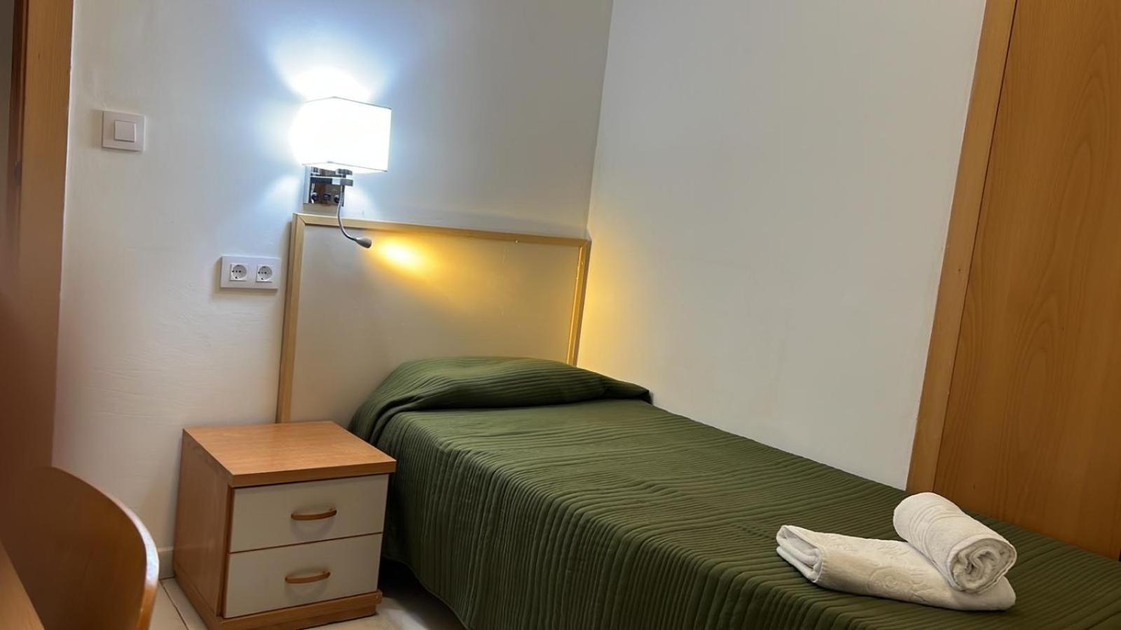 Alhambra Hostel Tarragona